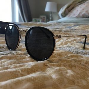sunglasses